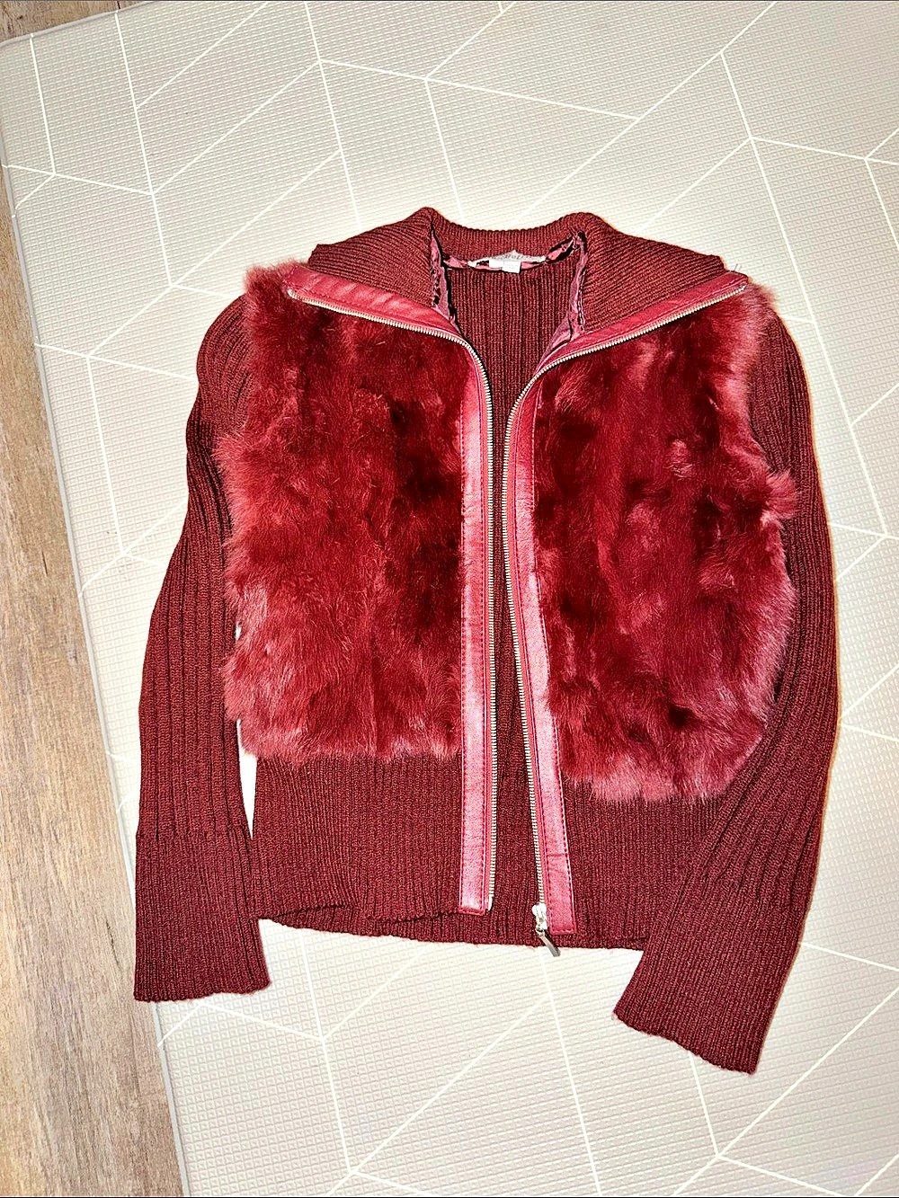 Che Bella GENUINE Fur Zip Cardigan in Burgundy Size XL Like New